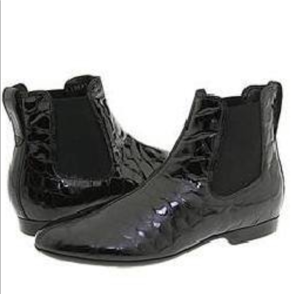 Donald J Pliner Derry Boots